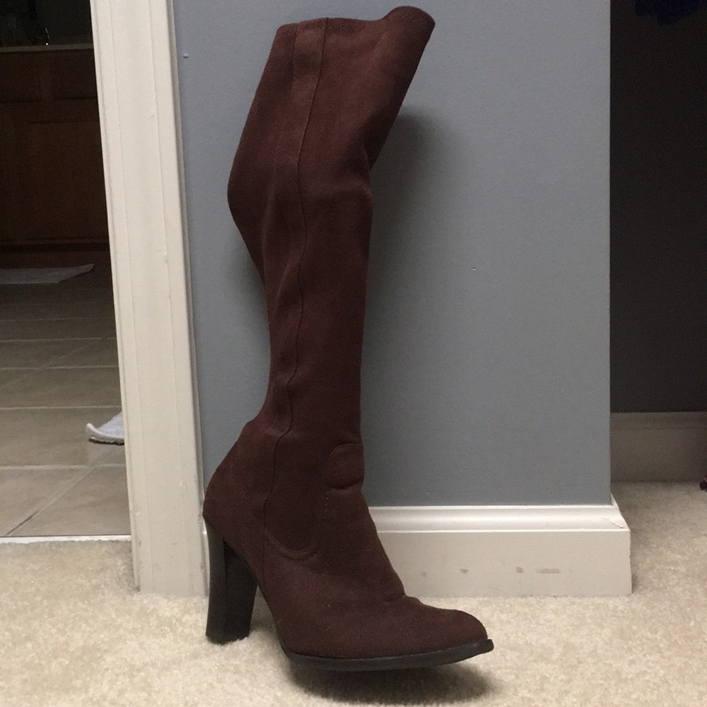 Brown suede boots size 9